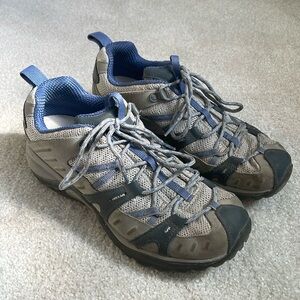 women’s merrell hiking boot sneakers